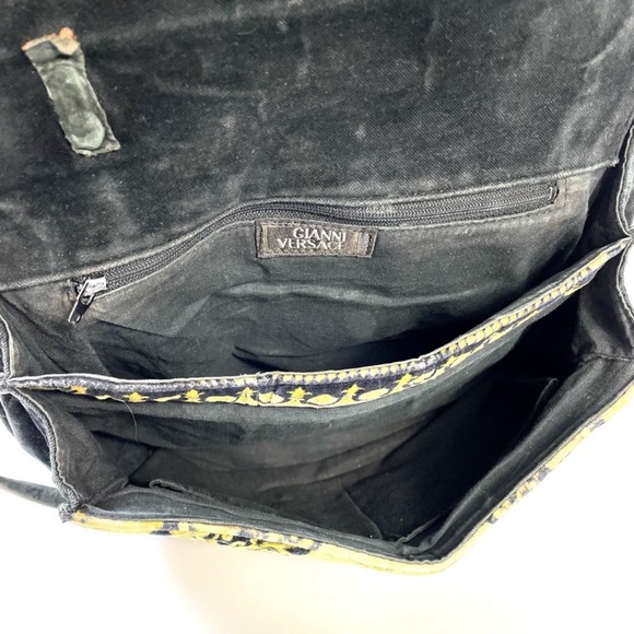 Versace Iconic 1990s Purse Velvet material - Picture 8 of 12